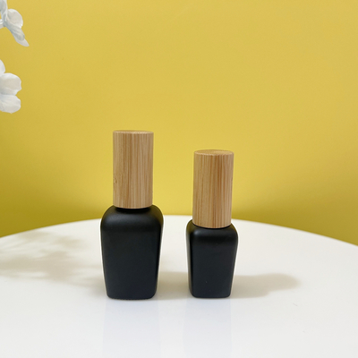 Quadrado colorido da garrafa de vidro do prego do Oem em volta da forma oval 10ml 12ml 15ml com tampão de bambu